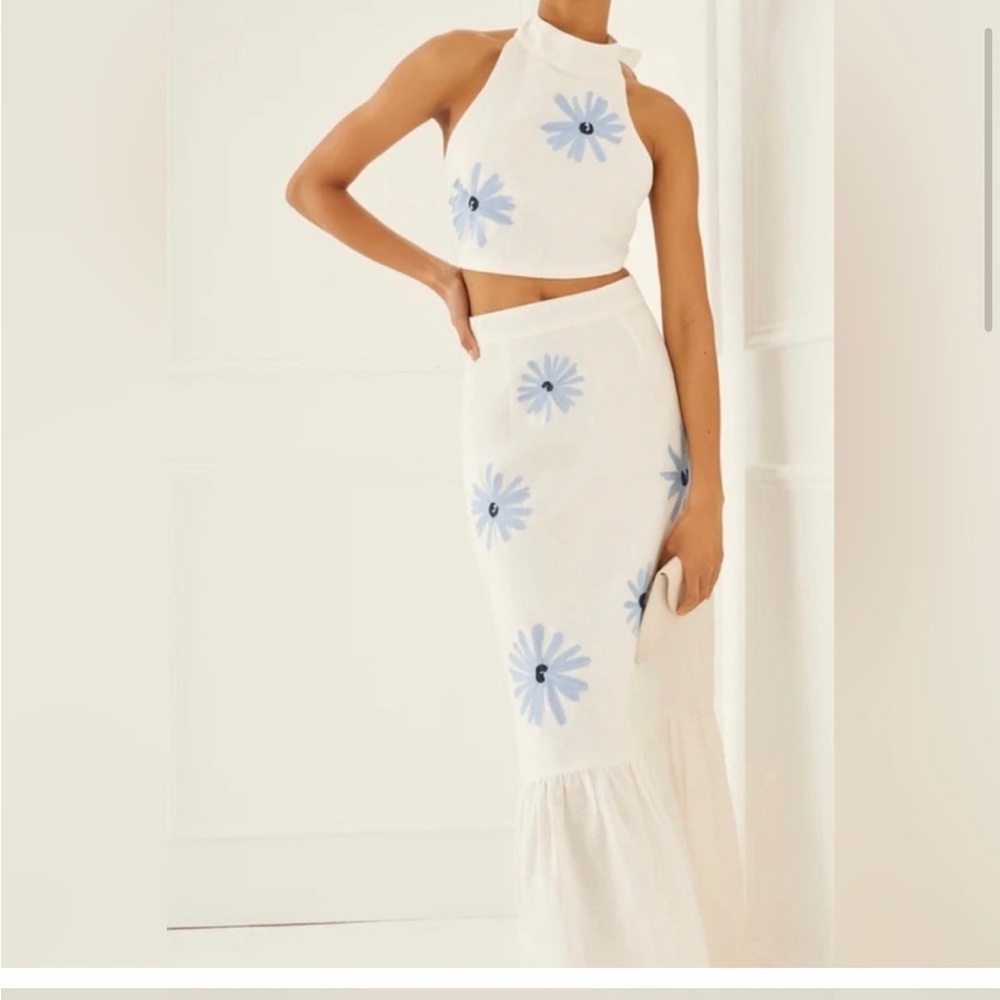 Looking for this something navy set in a size medium!